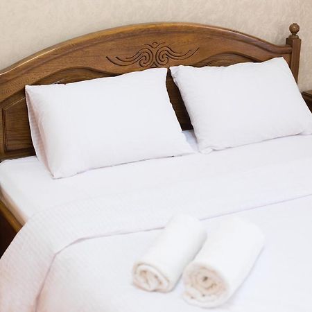 Apartment On Virmenska 3, With 2 Separate Bedrooms إلفيف المظهر الخارجي الصورة